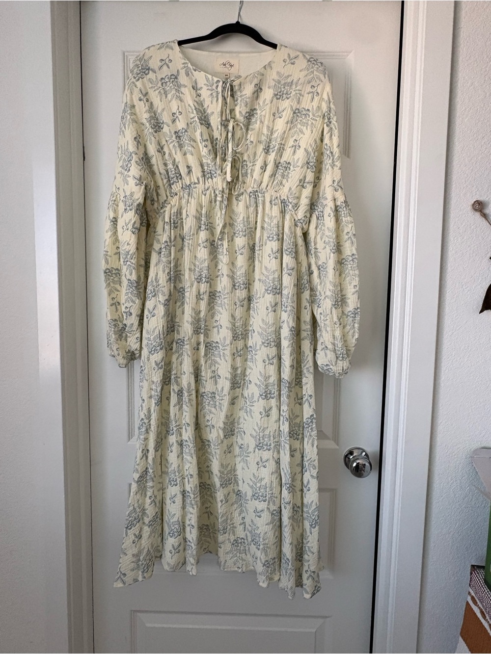 Boho Floral Long Sleeve Midi Dress - Cream with Blue Floral